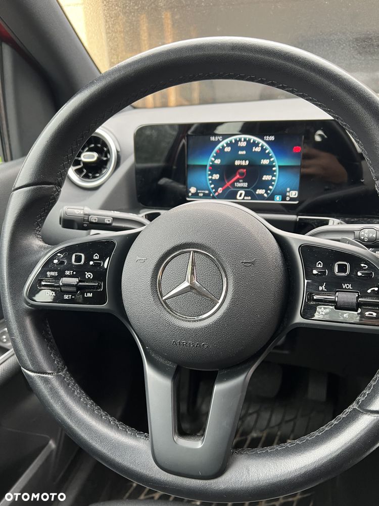 Mercedes-Benz Klasa B 180 d Style 7G-DCT - 9