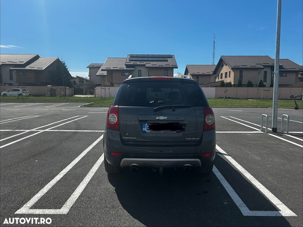 Chevrolet Captiva 2.2D AWD 7 locuri LTZ black leather - 6