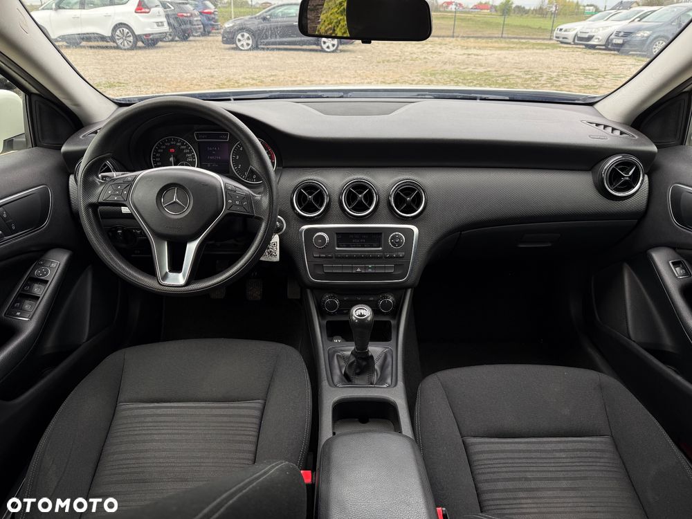 Mercedes-Benz Klasa A 180 (BlueEFFICIENCY) - 9