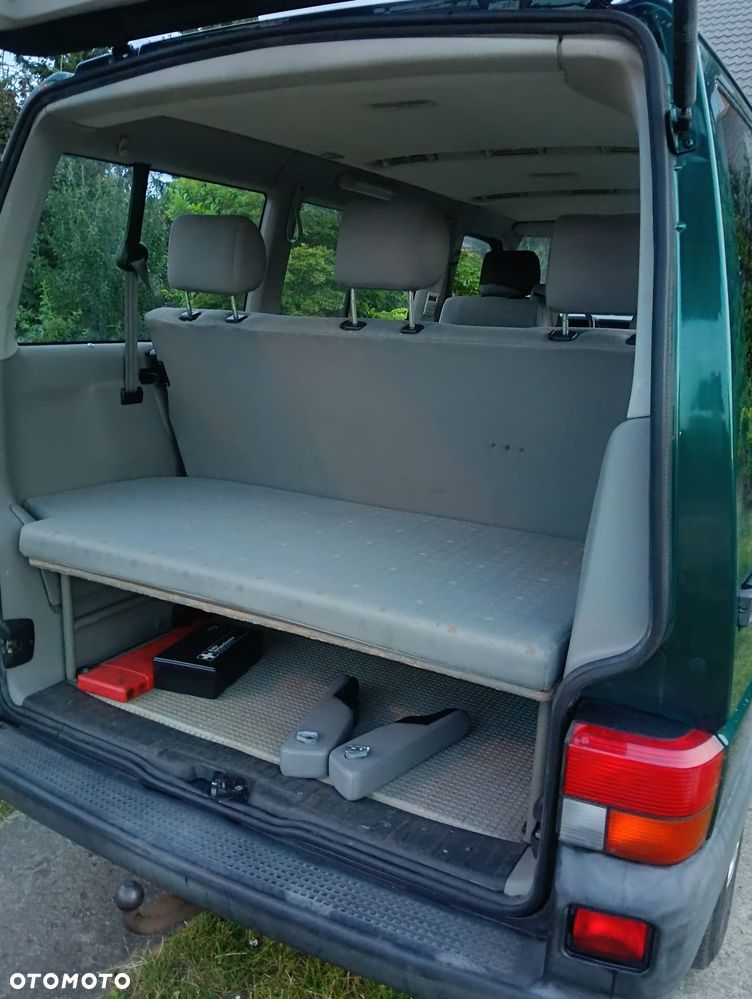 Volkswagen Multivan Standard - 31