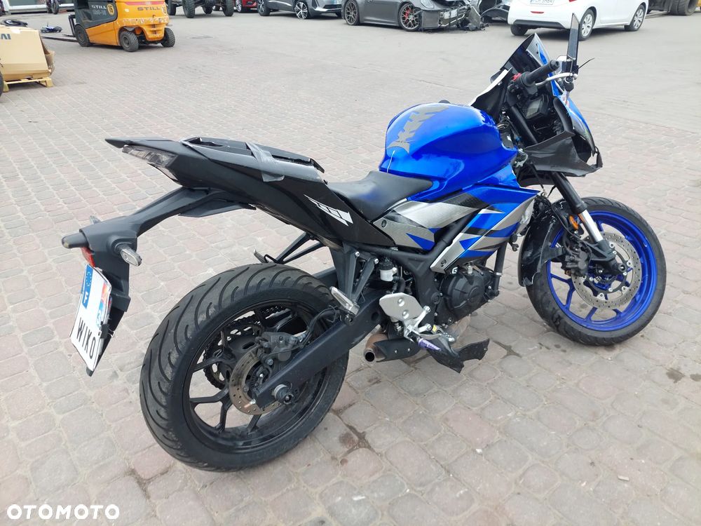 Yamaha R3 - 5