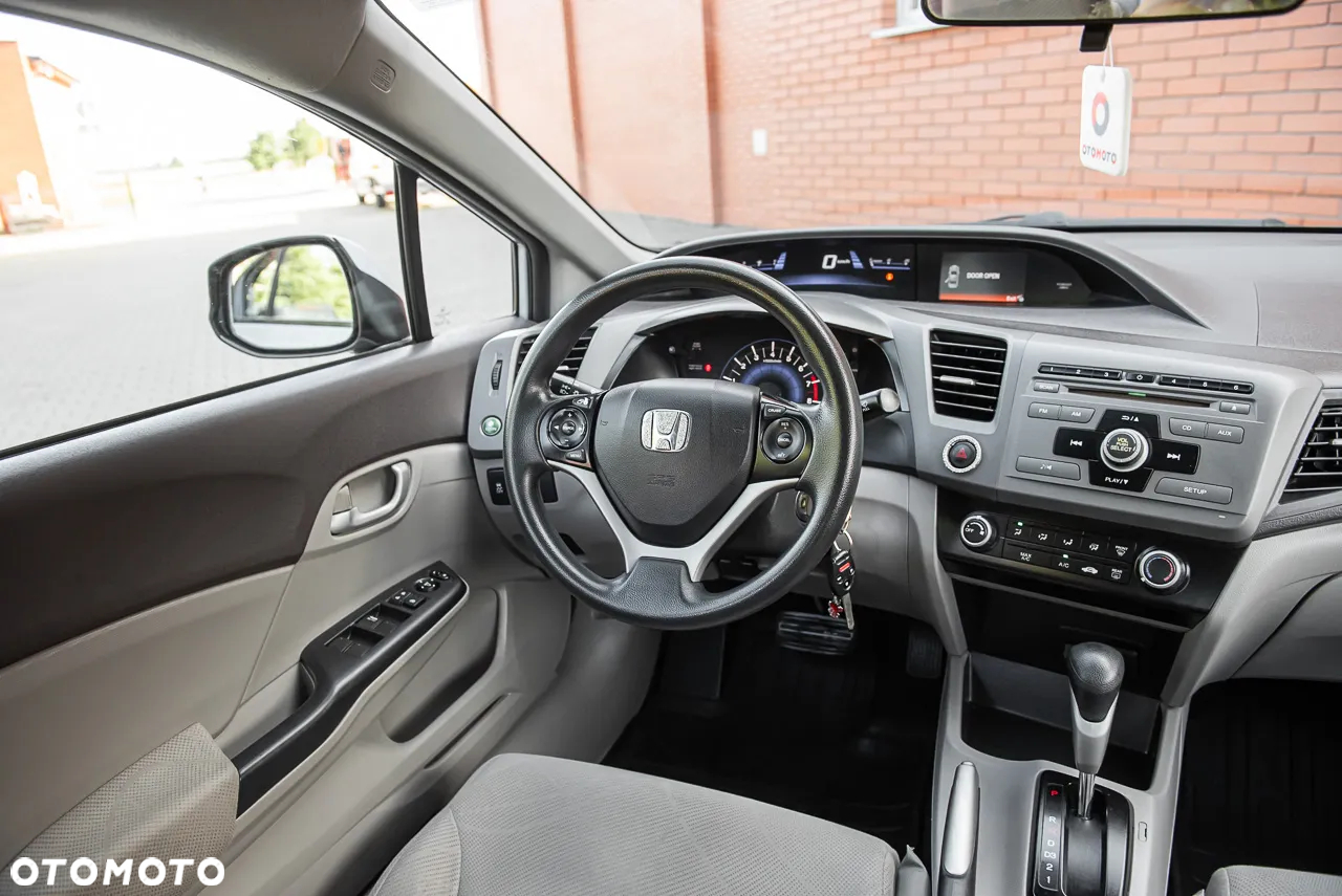 Honda Civic 1.8 Executive - 22