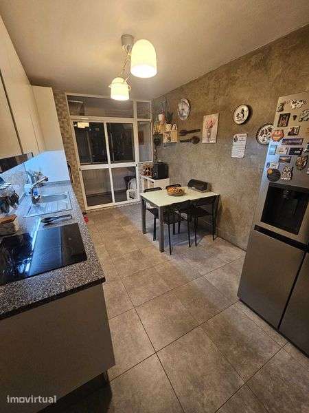 Apartamento T3 - Ramalde - Santa Luzia - Grande imagem: 5/12