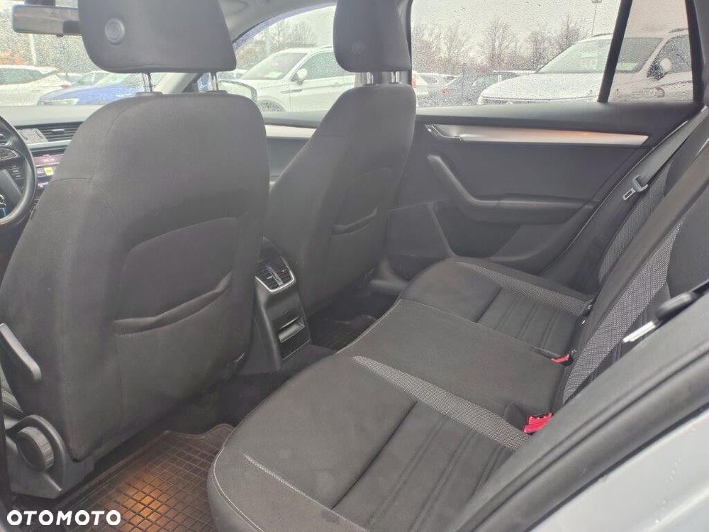Skoda Octavia 1.6 TDI Ambition - 13