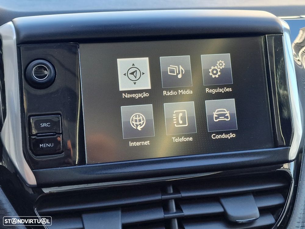 Peugeot 2008 1.2 PureTech Allure - 33
