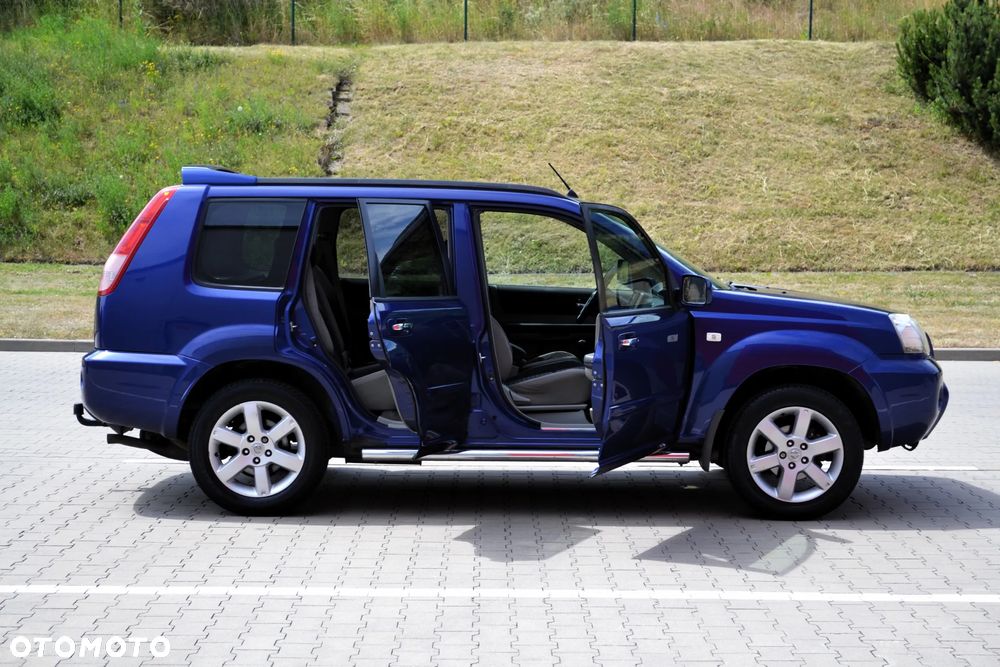 Nissan X-Trail 2.0 Comfort - 30