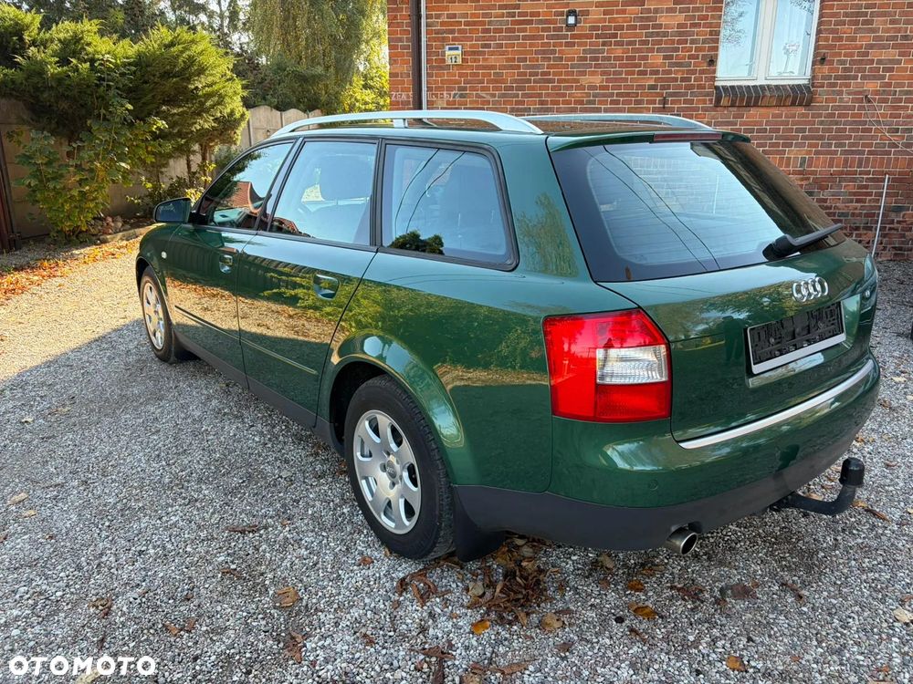 Audi A4 Avant - 4