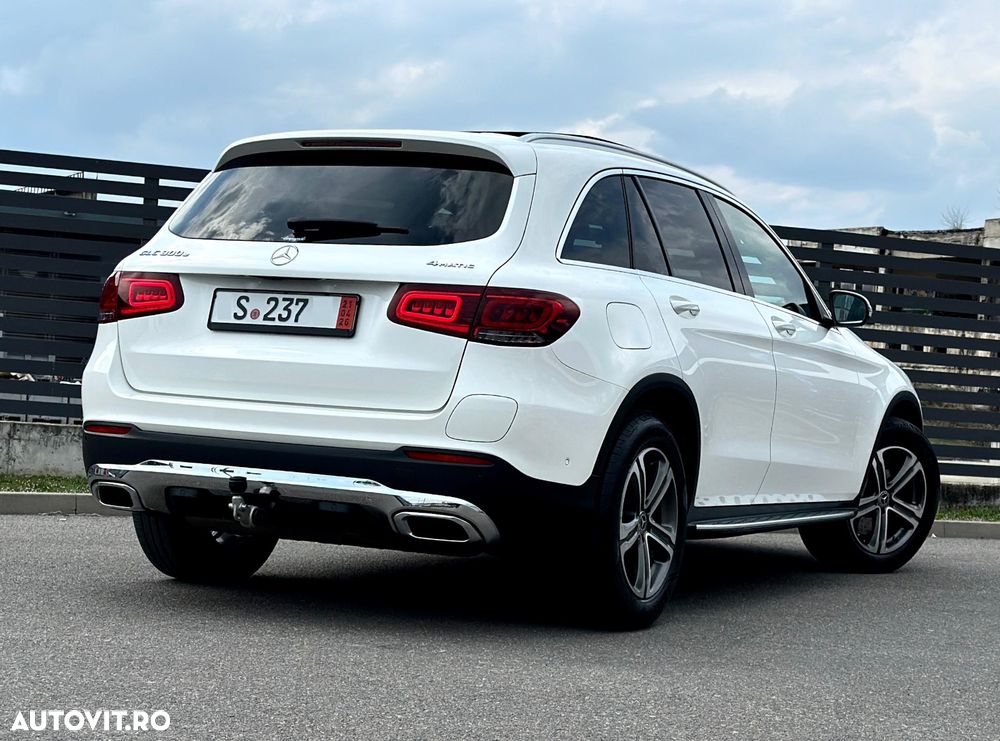 Mercedes-Benz GLC - 11