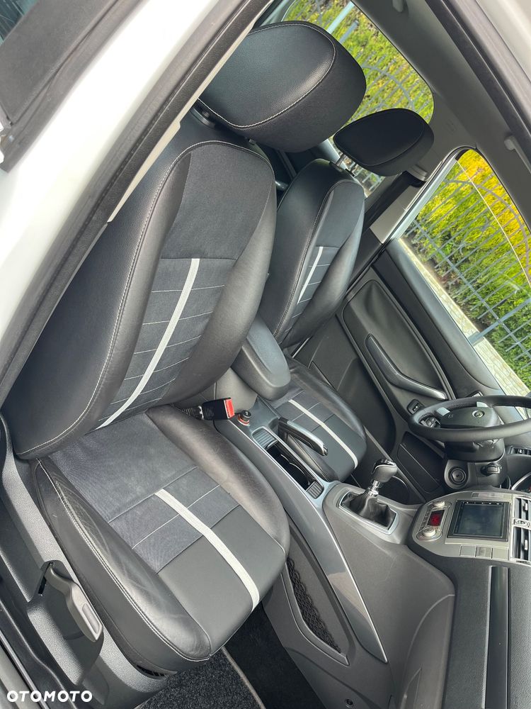 Ford Kuga 2.0 TDCi 4x4 Titanium - 18