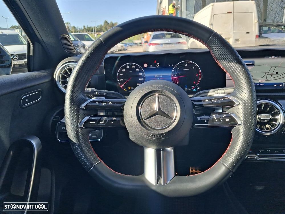 Mercedes-Benz A 180 d AMG Line Aut. - 22