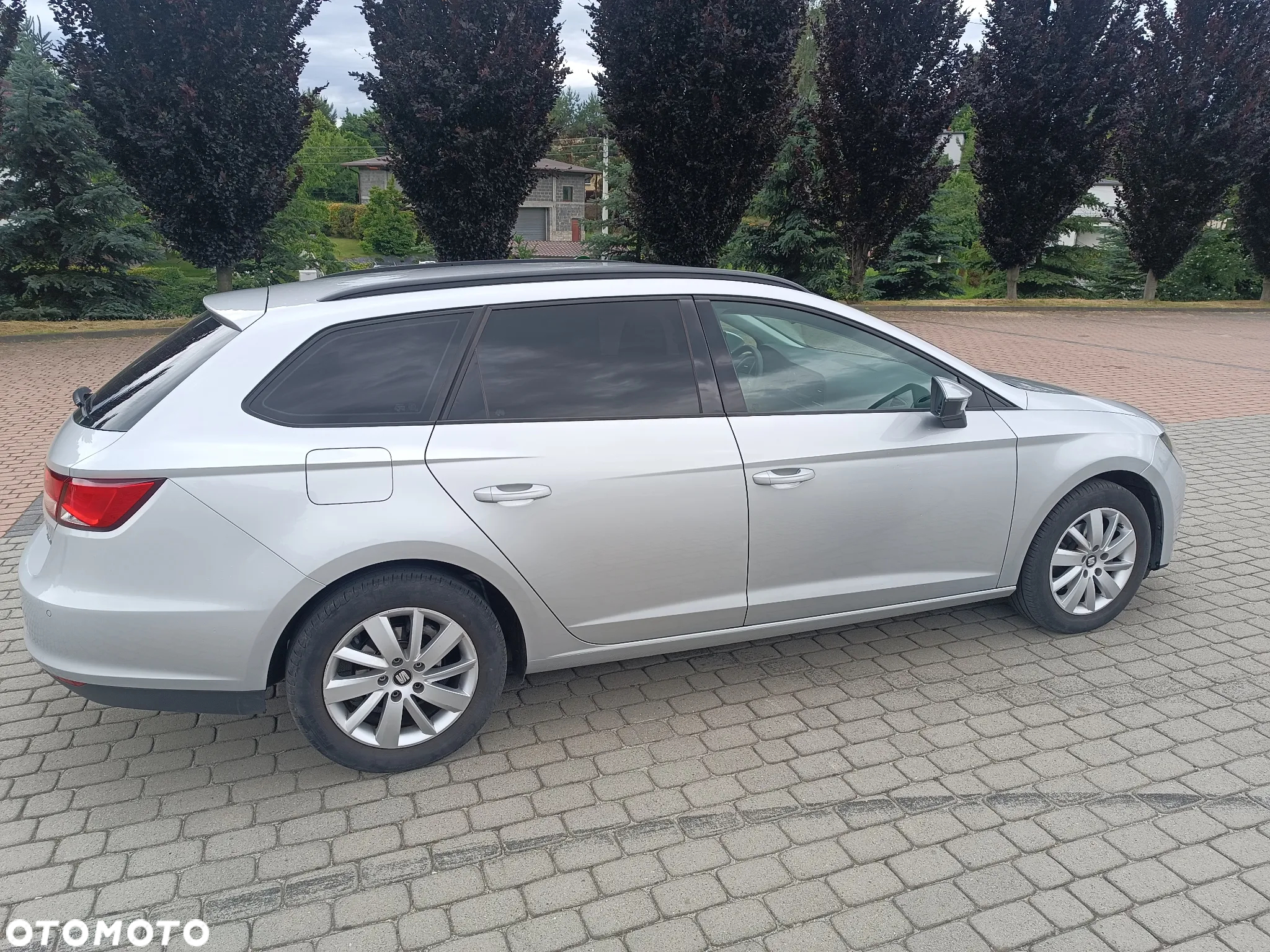 Seat Leon 1.6 TDI Entry - 2
