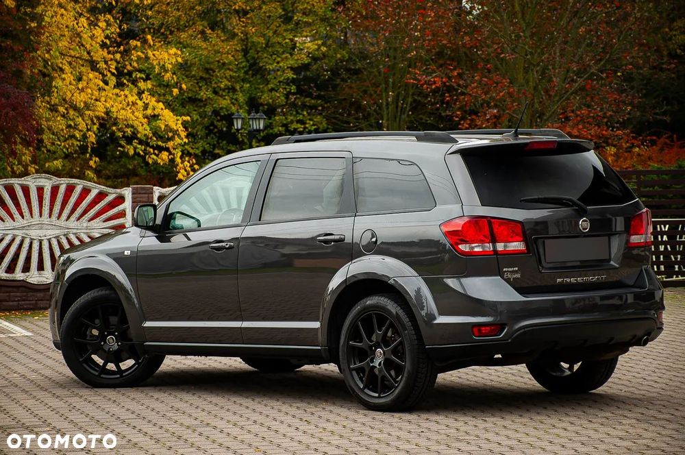 Fiat Freemont 2.0 Multijet 16V DPF Automatik Allrad Black Code - 24