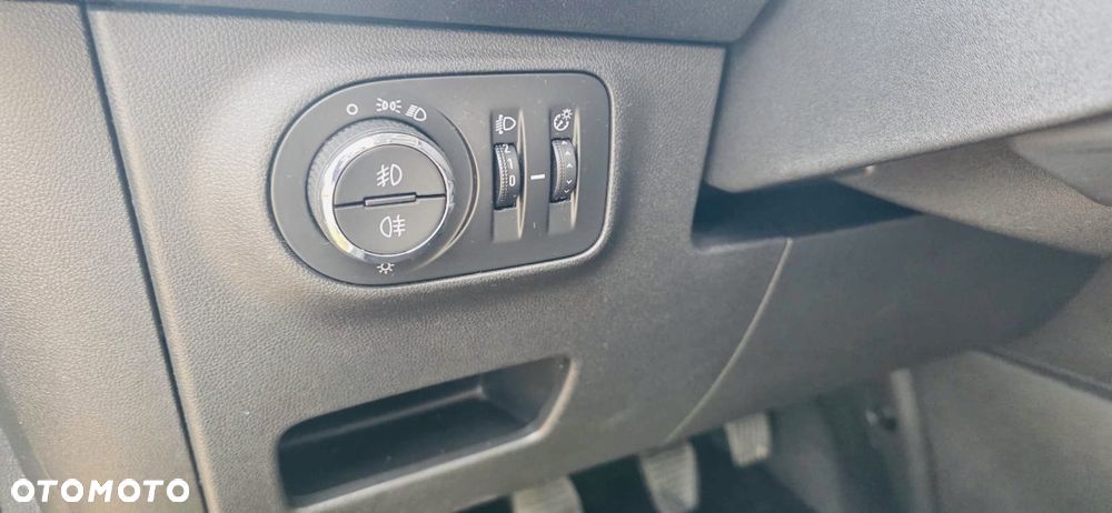 Opel Corsa 1.3 D (CDTi) Color Edition - 10