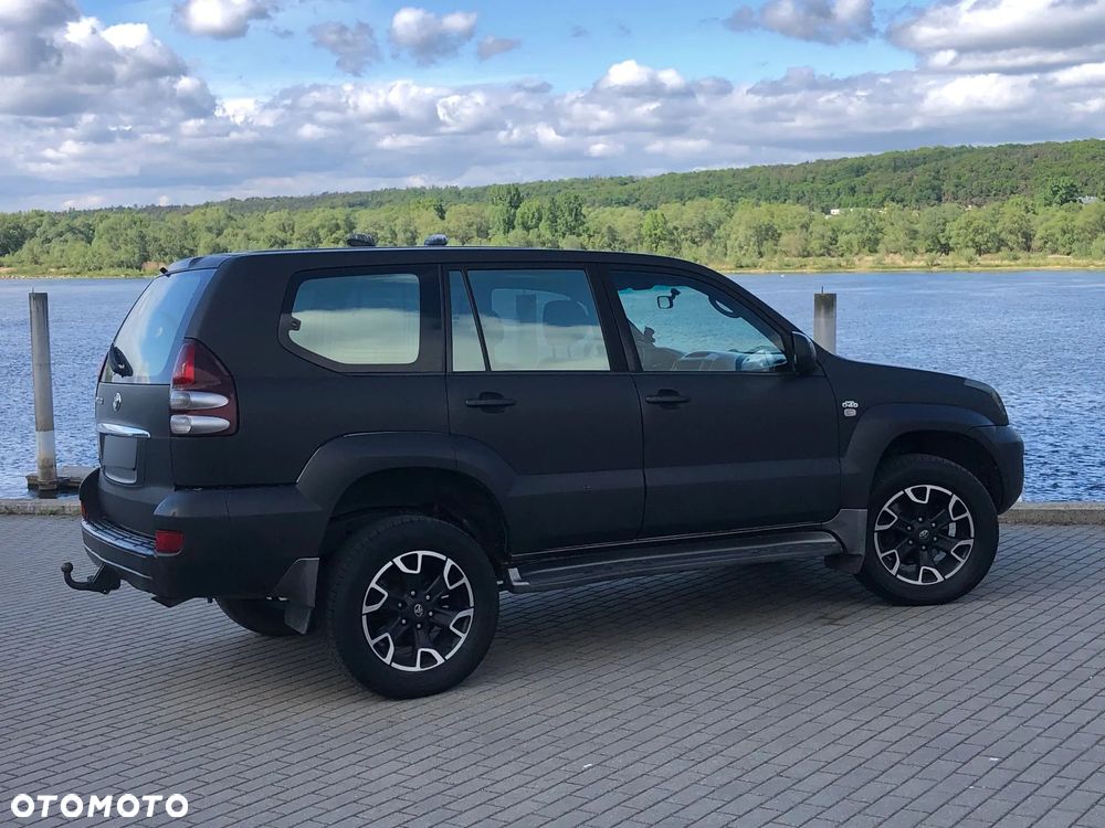 Toyota Land Cruiser - 31