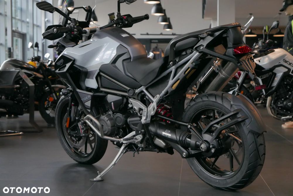 Triumph Tiger - 7