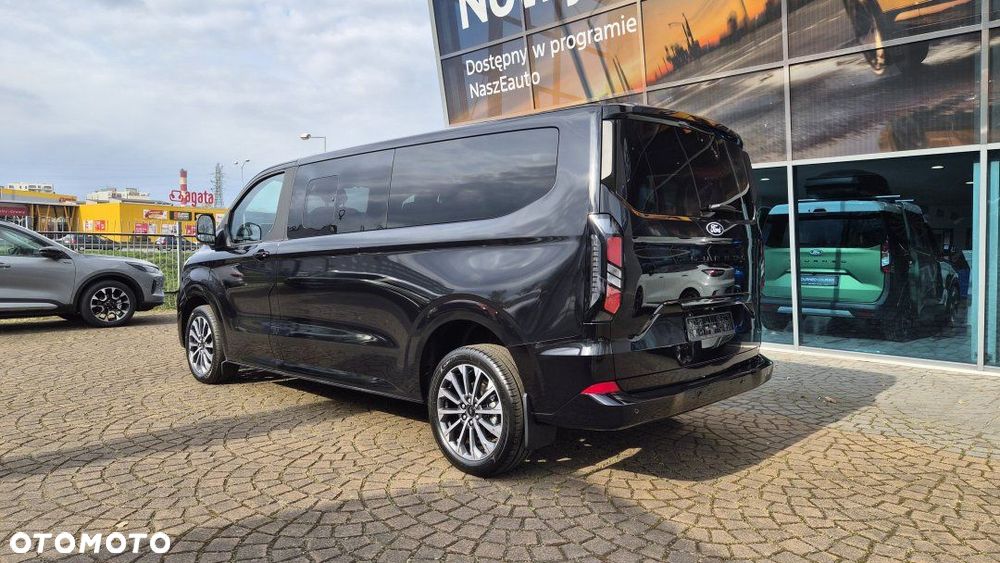 Ford Tourneo Custom - 5