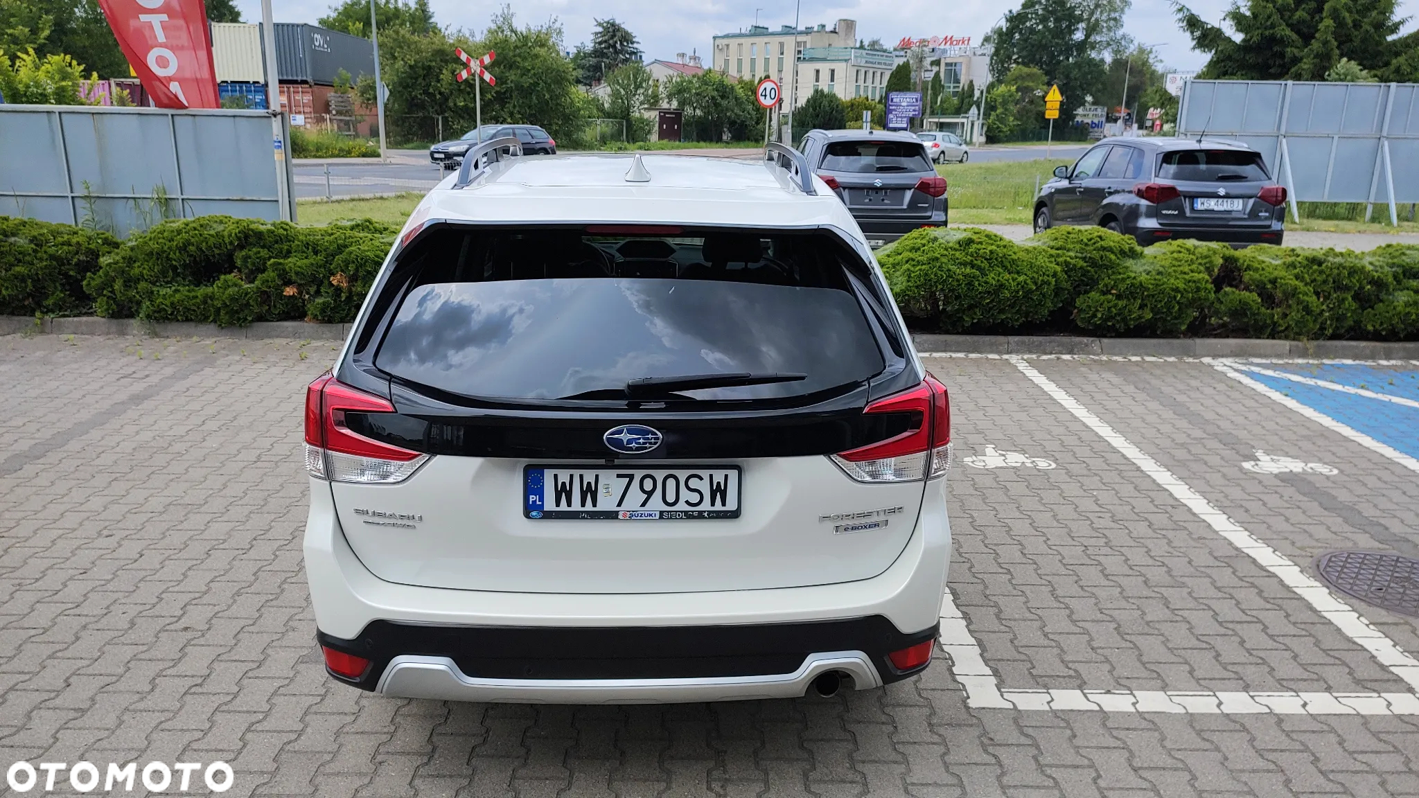 Subaru Forester 2.0 i Platinum (EyeSight) Lineartronic - 10