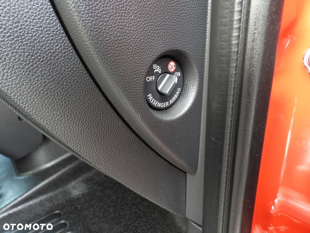 Renault MASTER WYWROTKA PODWÓJNA KABINA DOKA 6 MIEJSC TEMPOMAT LEDY BLIŹNIACZE KOŁA KLIMATYZACJA  145KM - 38