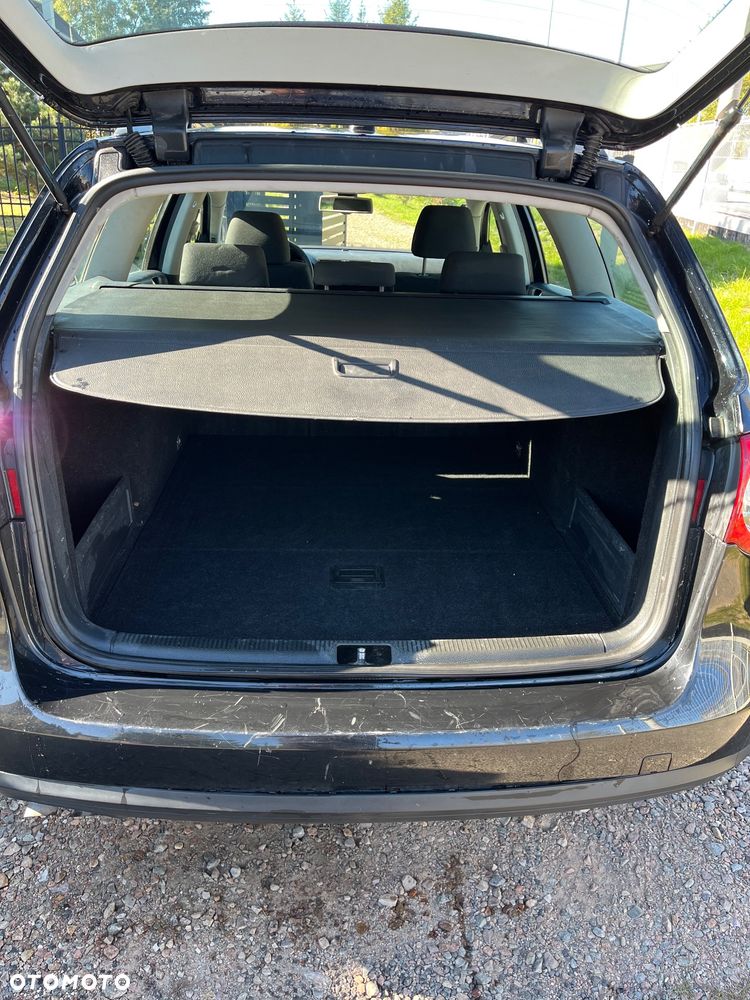 Volkswagen Passat - 6