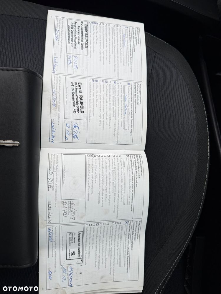 Nissan Qashqai - 25
