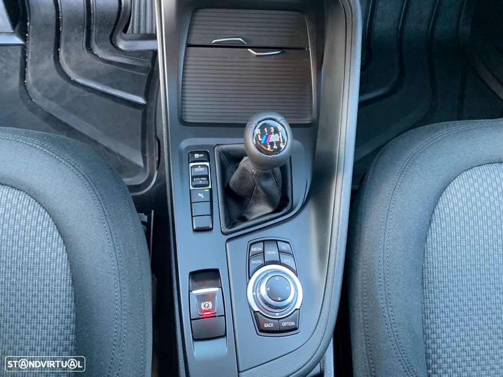 BMW X1 16 d sDrive Pack M - 28