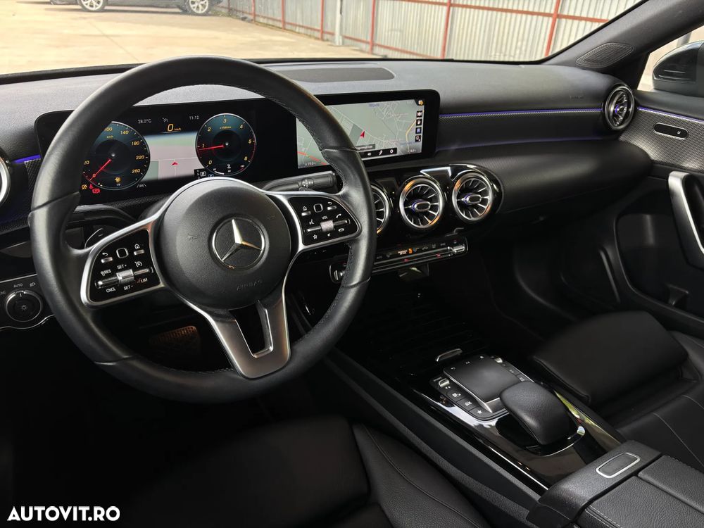 Mercedes-Benz A 180 d 7G-DCT - 31