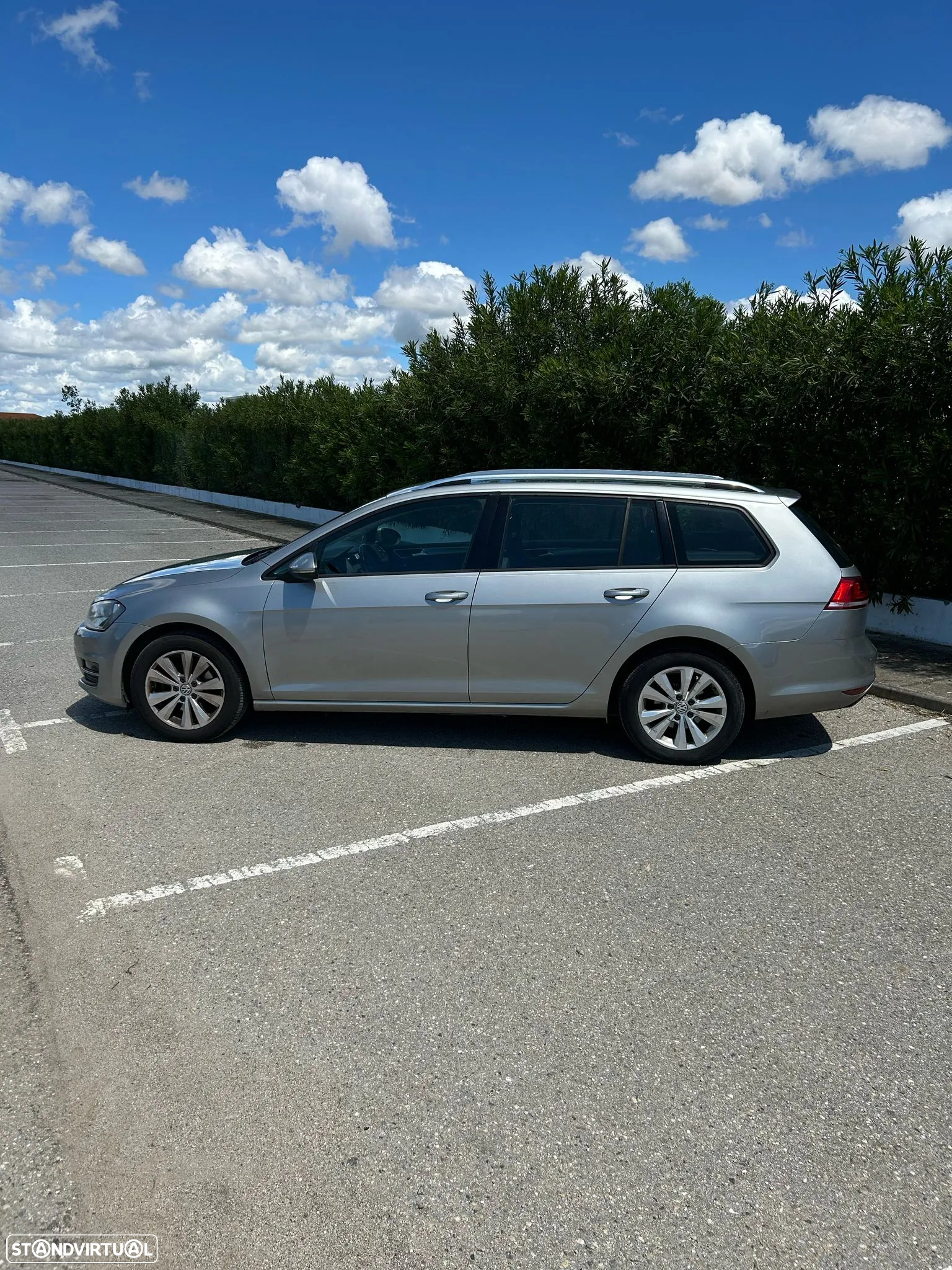 VW Golf Variant 1.6 TDi BlueMotion Confortline - 5