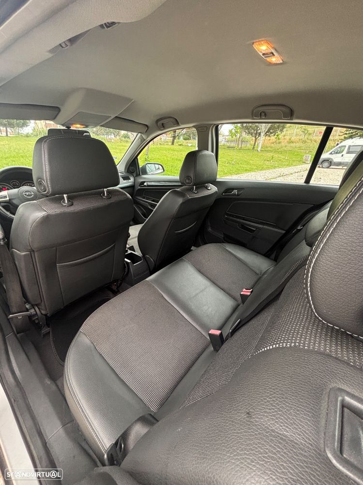 Opel Astra 1.3 CDTI Cosmo - 10