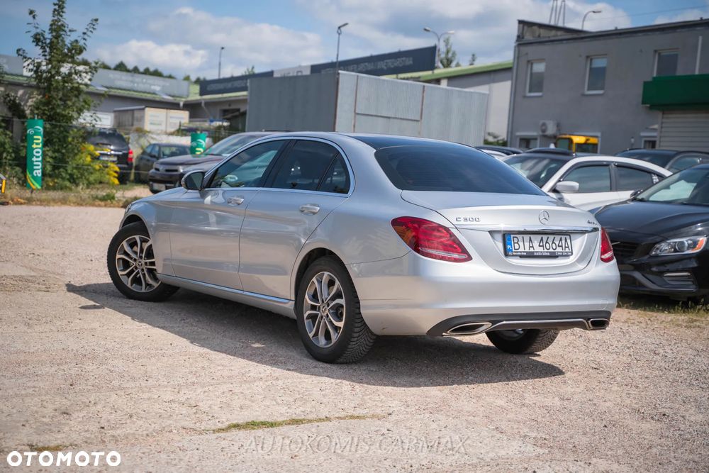 Mercedes-Benz Klasa C 300 7G-TRONIC - 10