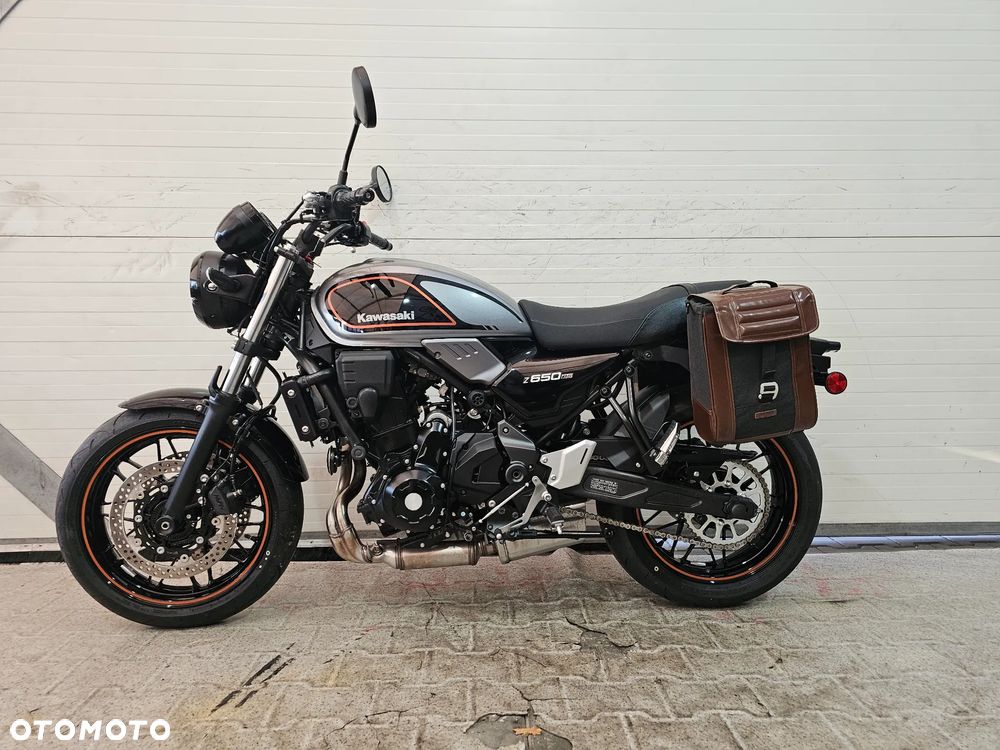 Kawasaki Z 650 RS - 2