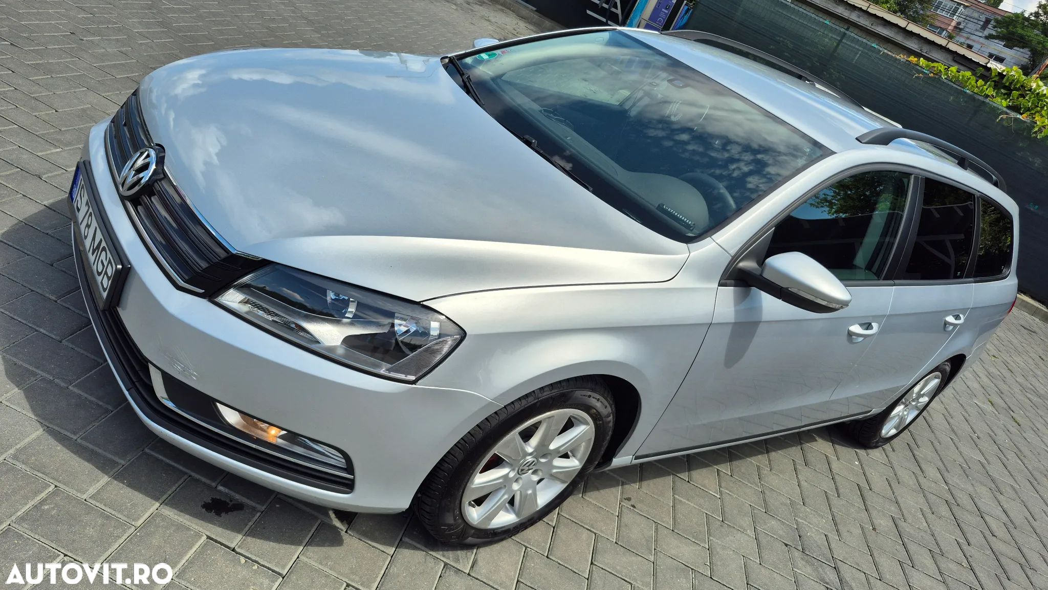 Volkswagen Passat Variant 1.6 TDI BlueMotion Technology Comfortline - 1