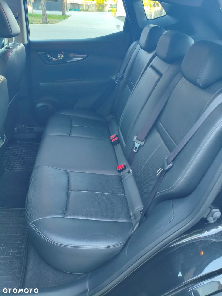 Nissan Qashqai 1.6 DCi 4x4 Black Edition EU6 - 14