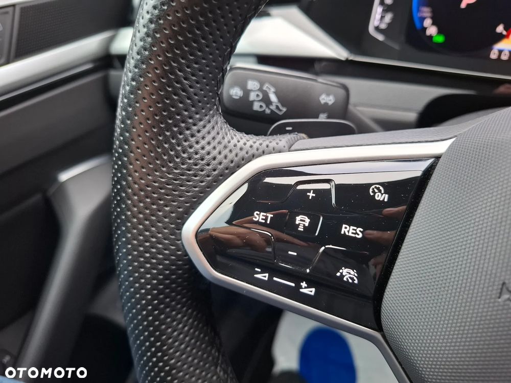Volkswagen Arteon Shooting Brake 2.0 TDI SCR 4Motion DSG R-Line - 20