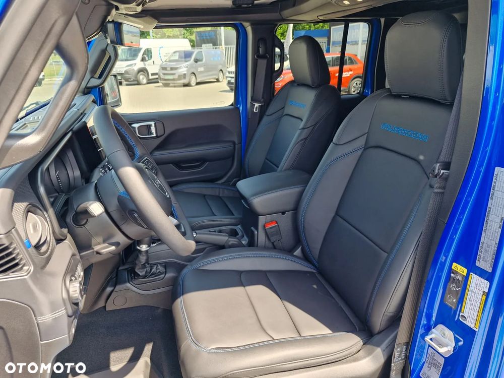 Jeep Wrangler - 7