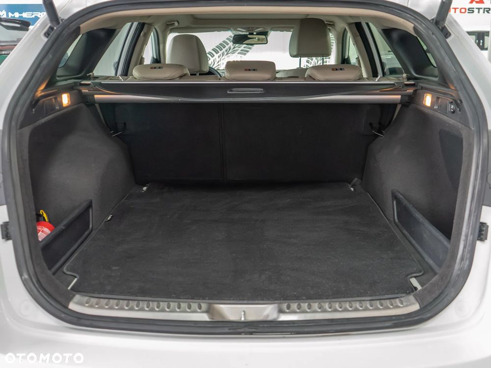 Hyundai i40 1.7 CRDi Comfort - 37