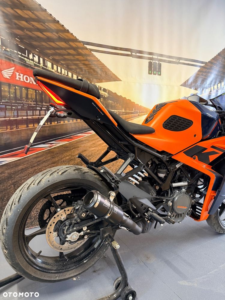 KTM RC 125 - 17
