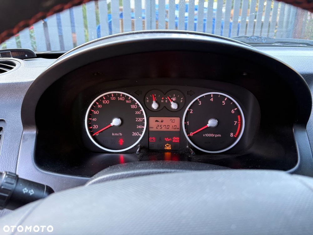 Hyundai Coupe 2.0 GLS - 35