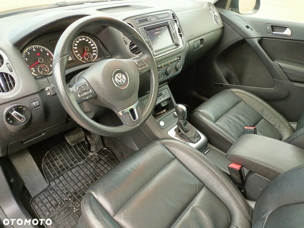 Volkswagen Tiguan - 13