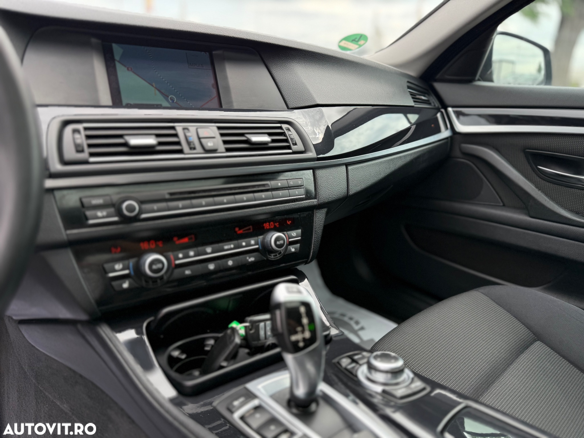 BMW Seria 5 520d Sport-Aut. BluePerformance - 17