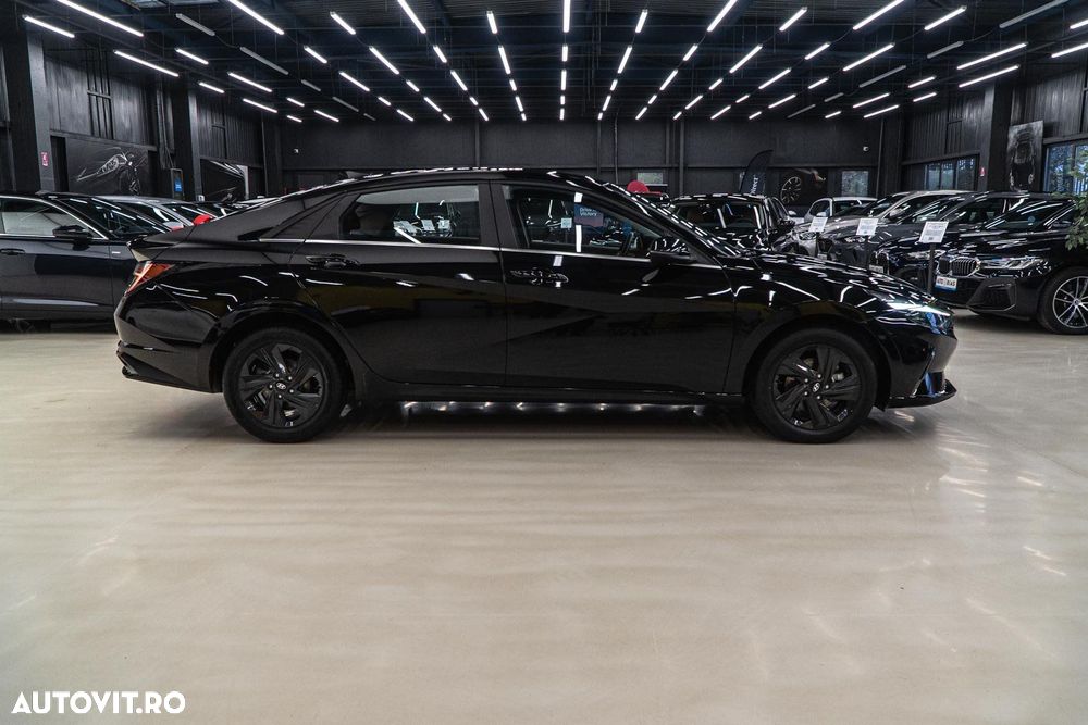 Hyundai Elantra 1.6 l 123 CP CVT Exclusive - 20