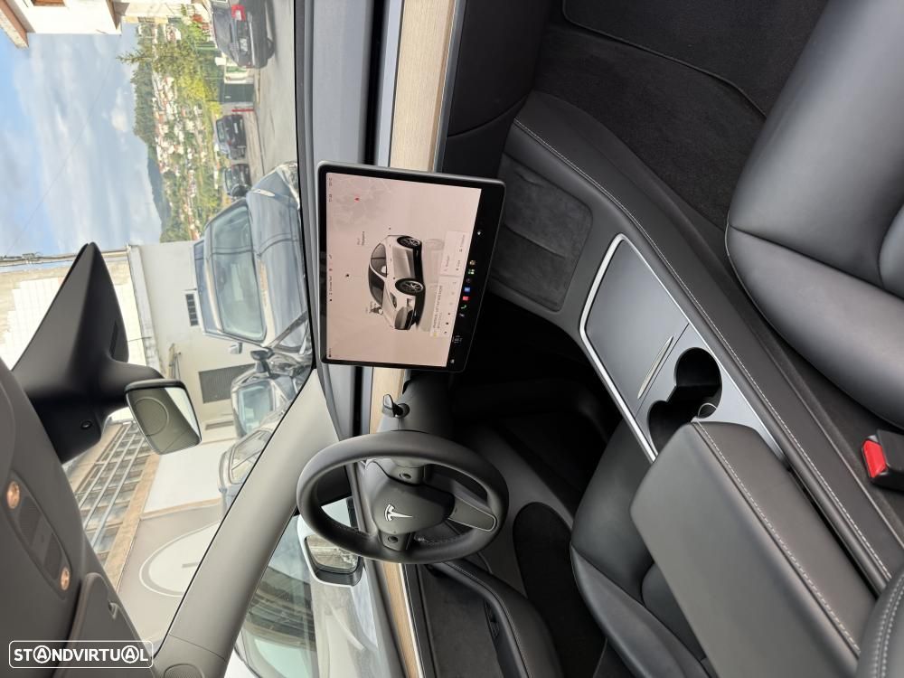 Tesla Model Y Long Range Tração Integral - 8