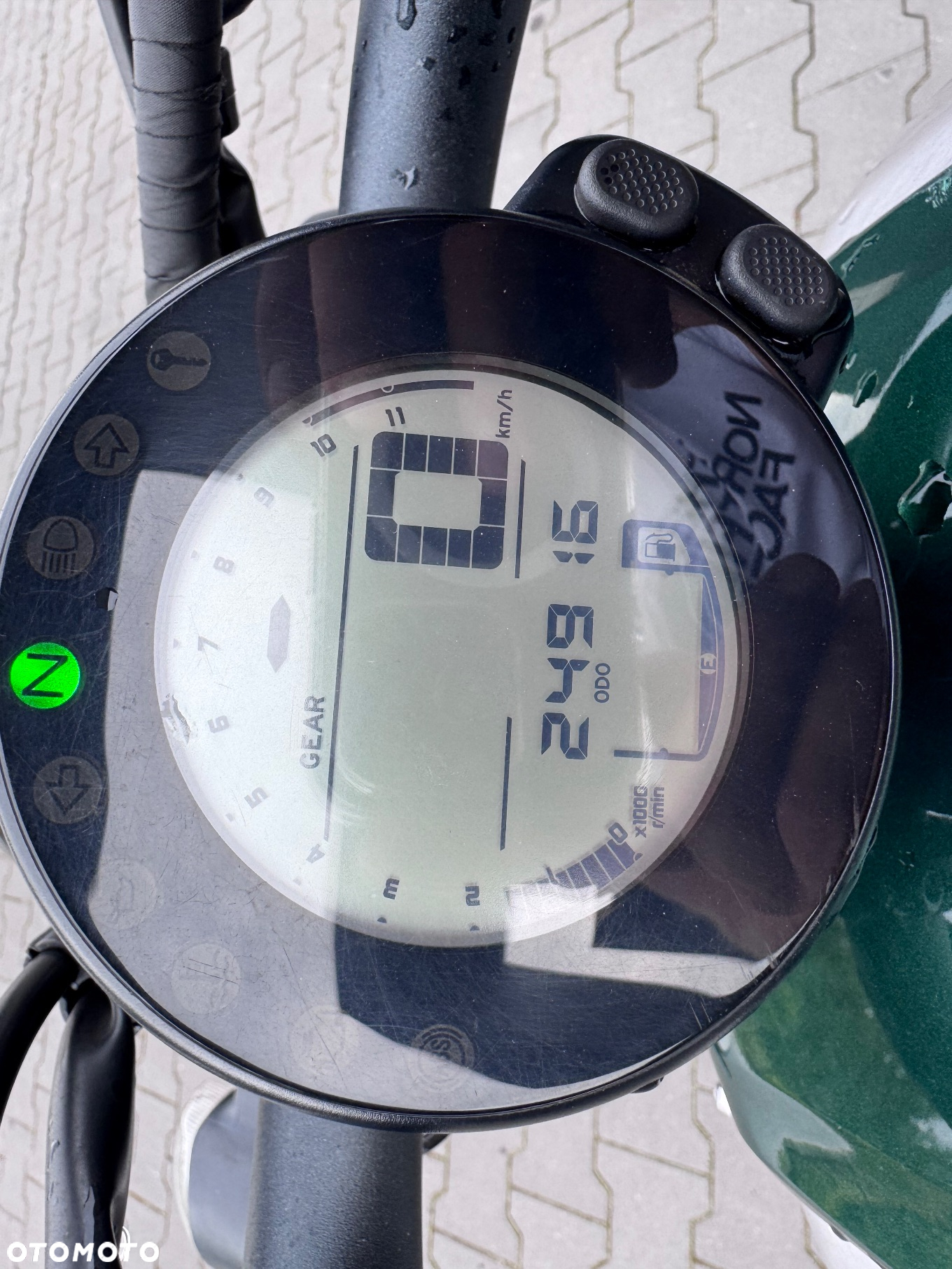 Yamaha XSR - 7