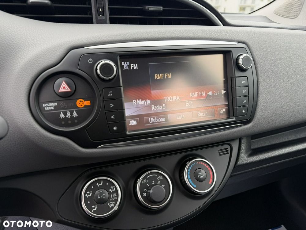 Toyota Yaris - 24