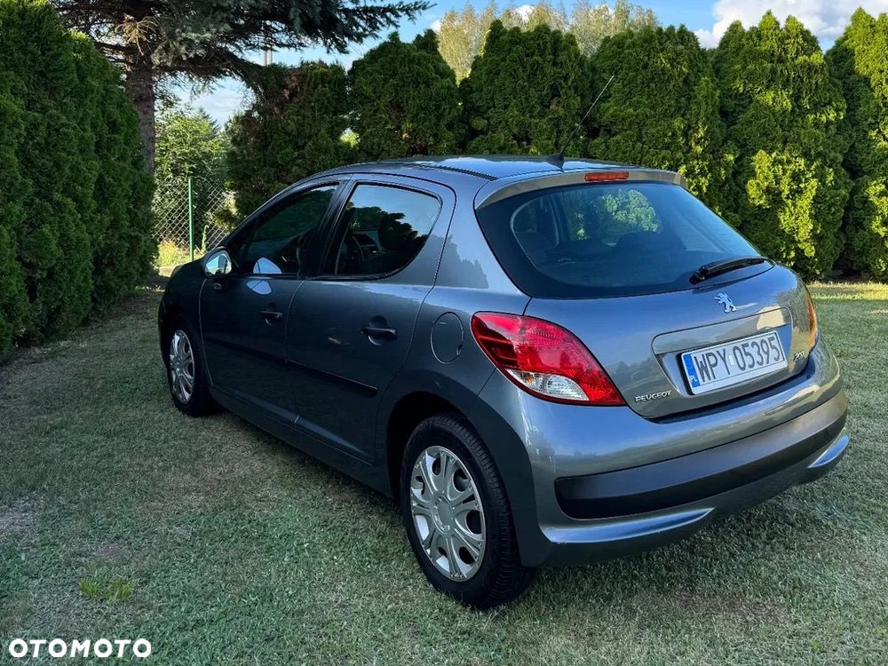 Peugeot 207 1.4 HDi Presence - 4