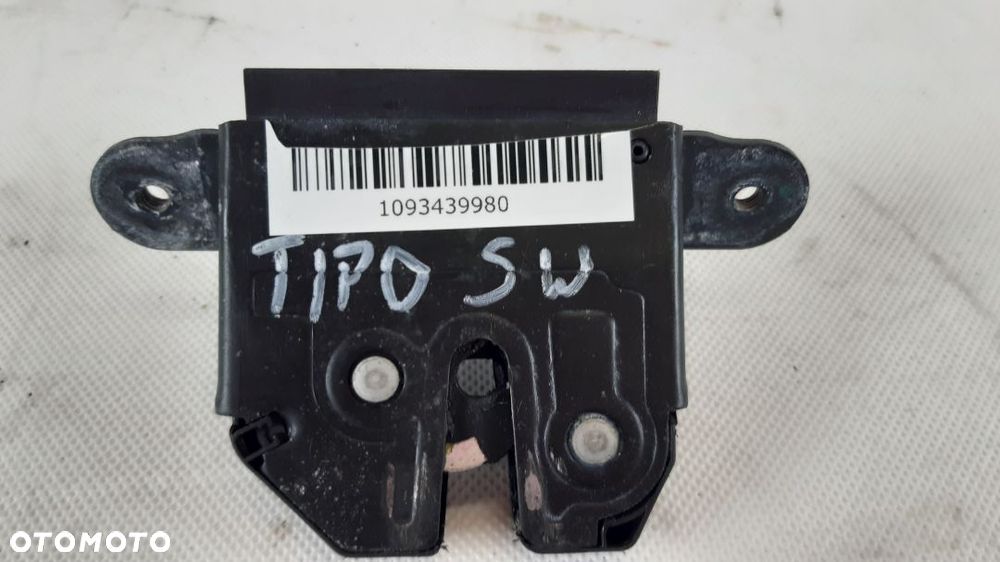 FIAT TIPO II SW KOMBI ZAMEK KLAPY BAGAŻNIKA - 3