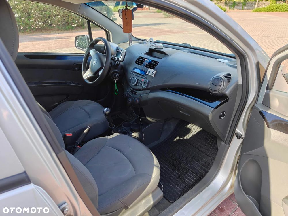 Chevrolet Spark 1.0 LS+ - 18