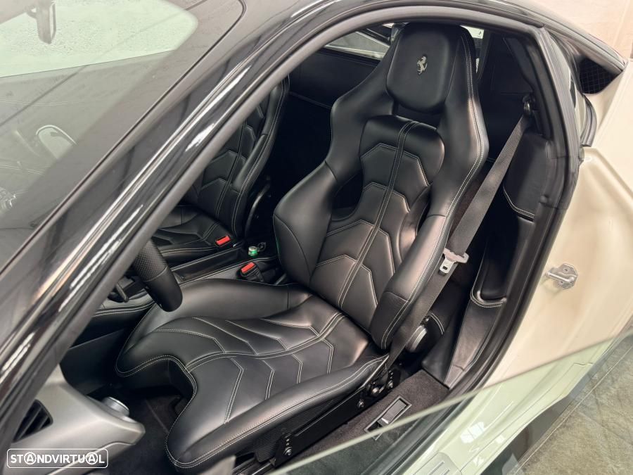 Ferrari 458 Italia - 19