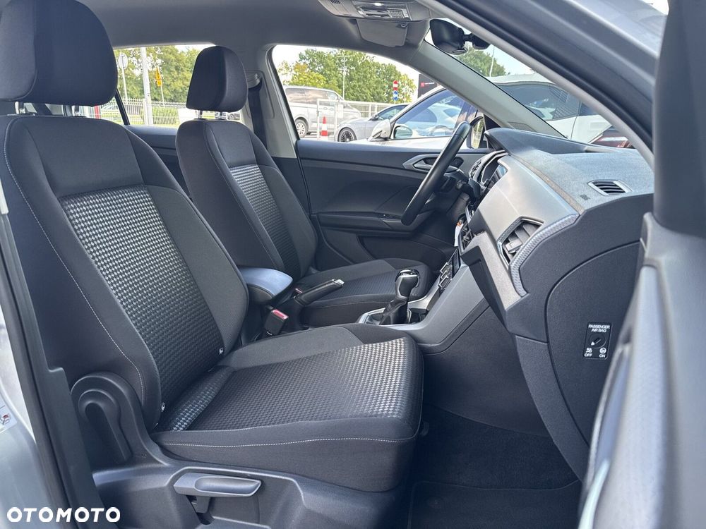 Volkswagen T-Cross 1.0 TSI Active DSG - 11