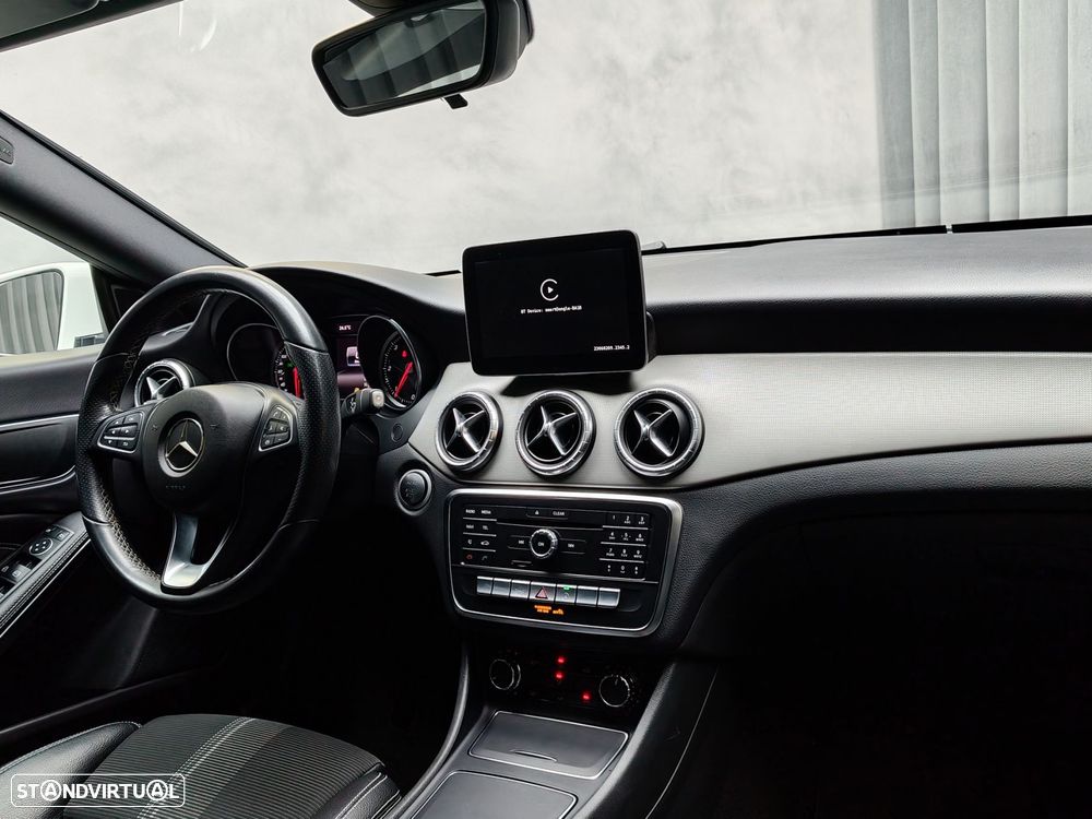 Mercedes-Benz CLA 200 (CDI) d 4Matic 7G-DCT Urban - 12