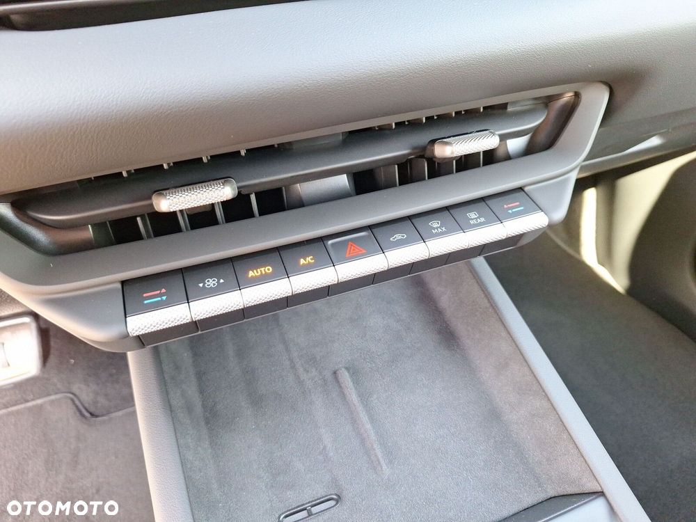 Volkswagen ID.3 Neo 58kWh Style - 26